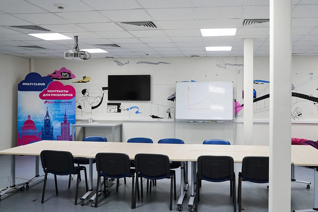 Картинка дата-центра №6